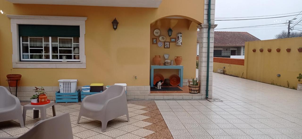Hôtel A Casa Da Ti Laura 2 à Aveiro Extérieur photo